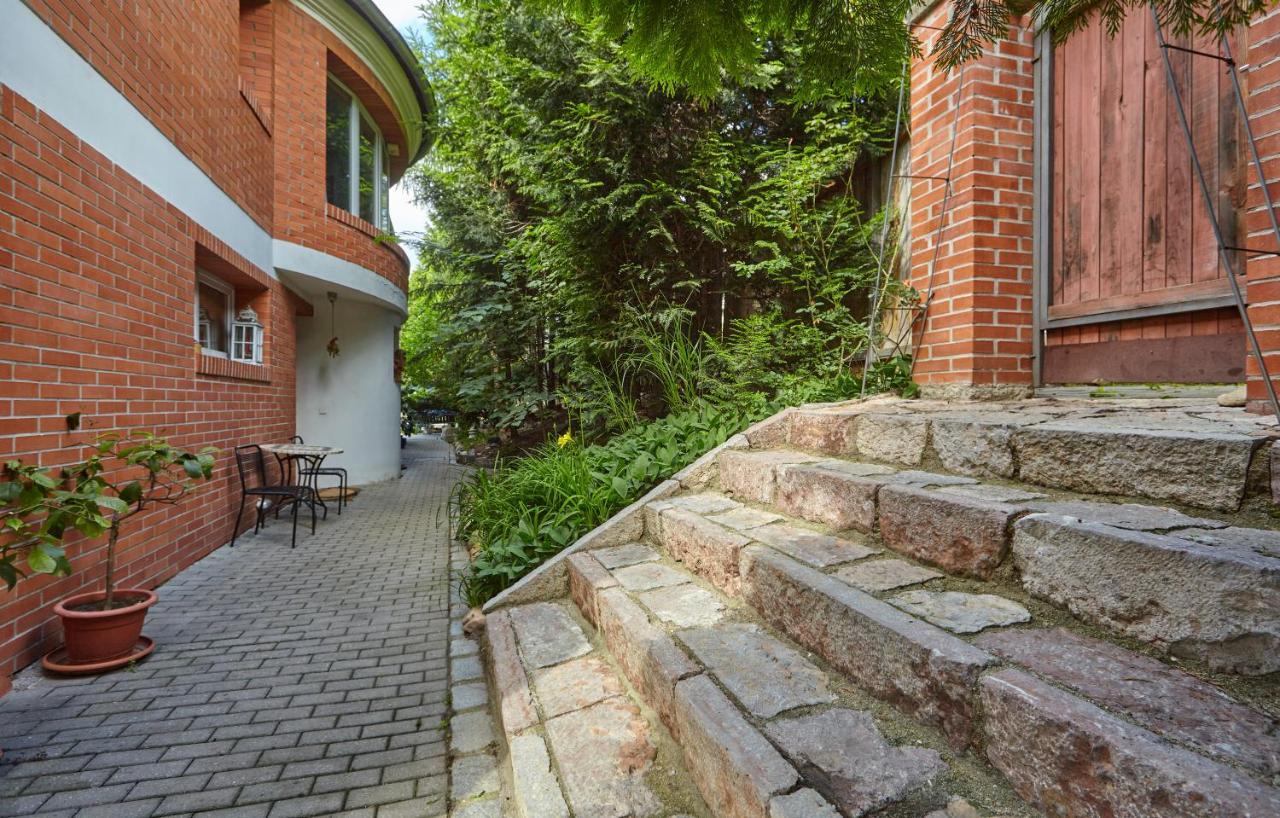 Villa In A Bio Garden Praga Exterior foto